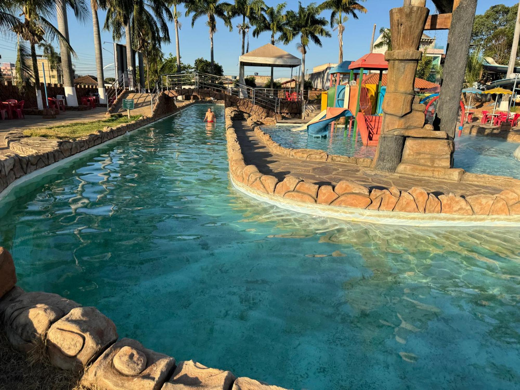 Acquaville Flat E Parque Aquatico Калдас-Новас Экстерьер фото