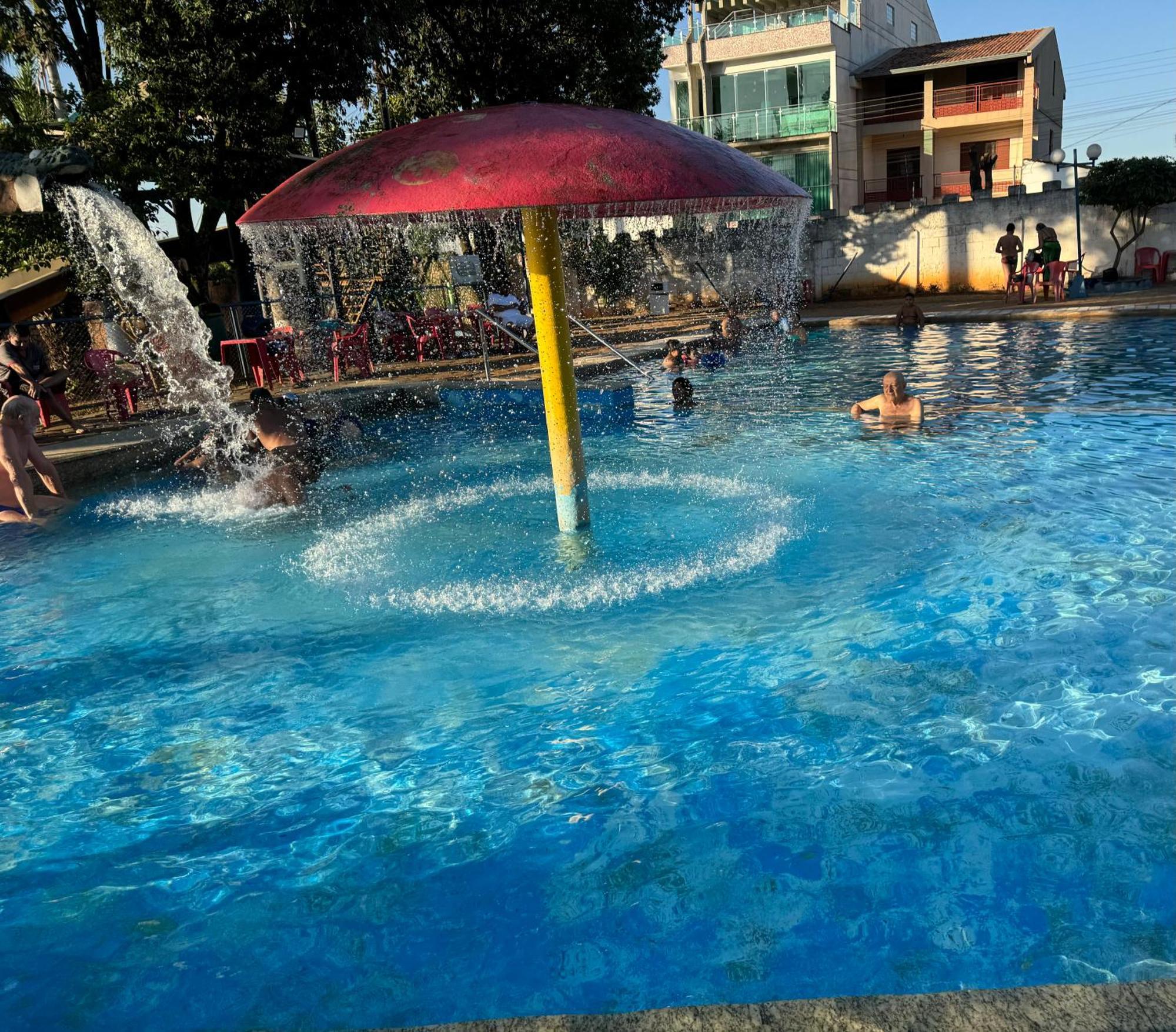 Acquaville Flat E Parque Aquatico Калдас-Новас Экстерьер фото